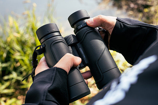 Lornetka Nikon Prostaff P7 8x42
