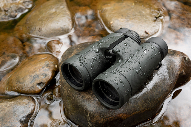 Lornetka Nikon Prostaff P7 8x42