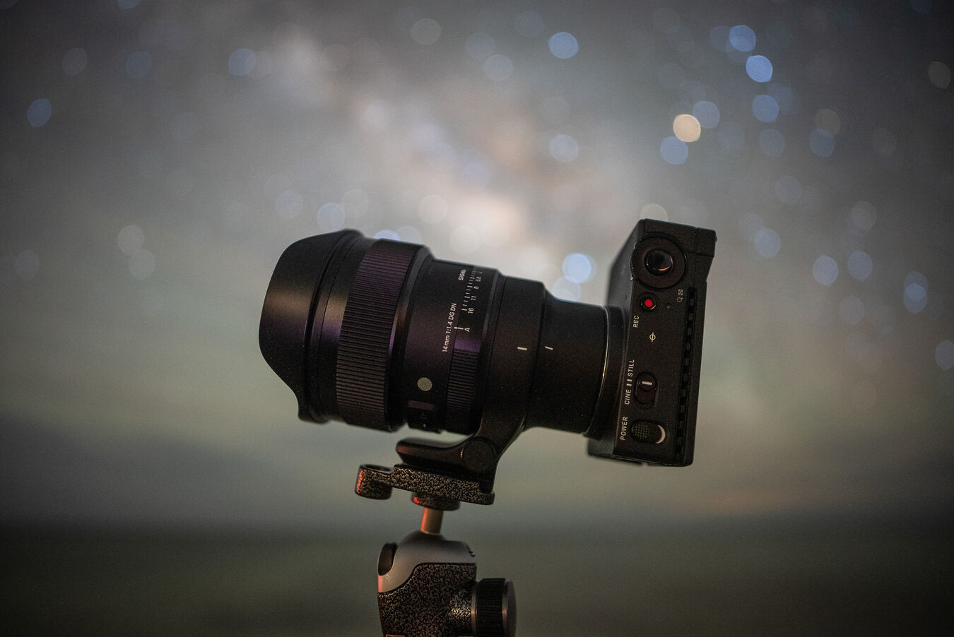 Obiektyw Sigma 14mm f/1,4 DG DN Art (Sony E) - 5 lat gwarancji - Promocja STAŁOOGNISKOWE F1.4 (cena zawiera rabat)