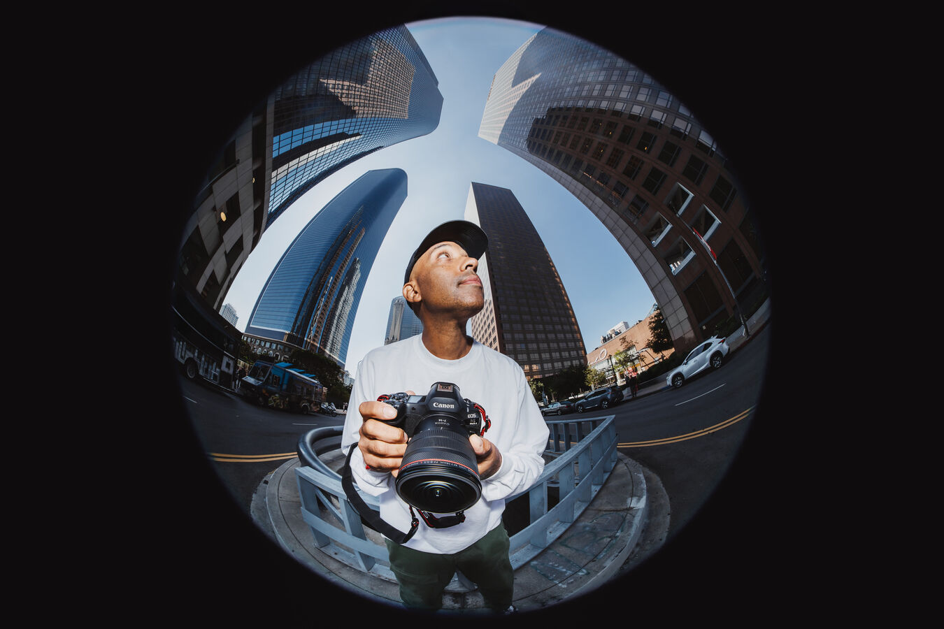 Obiektyw Canon RF 7-14mm f/2.8-3.5L FISHEYE STM + Akcesoria z rabatem