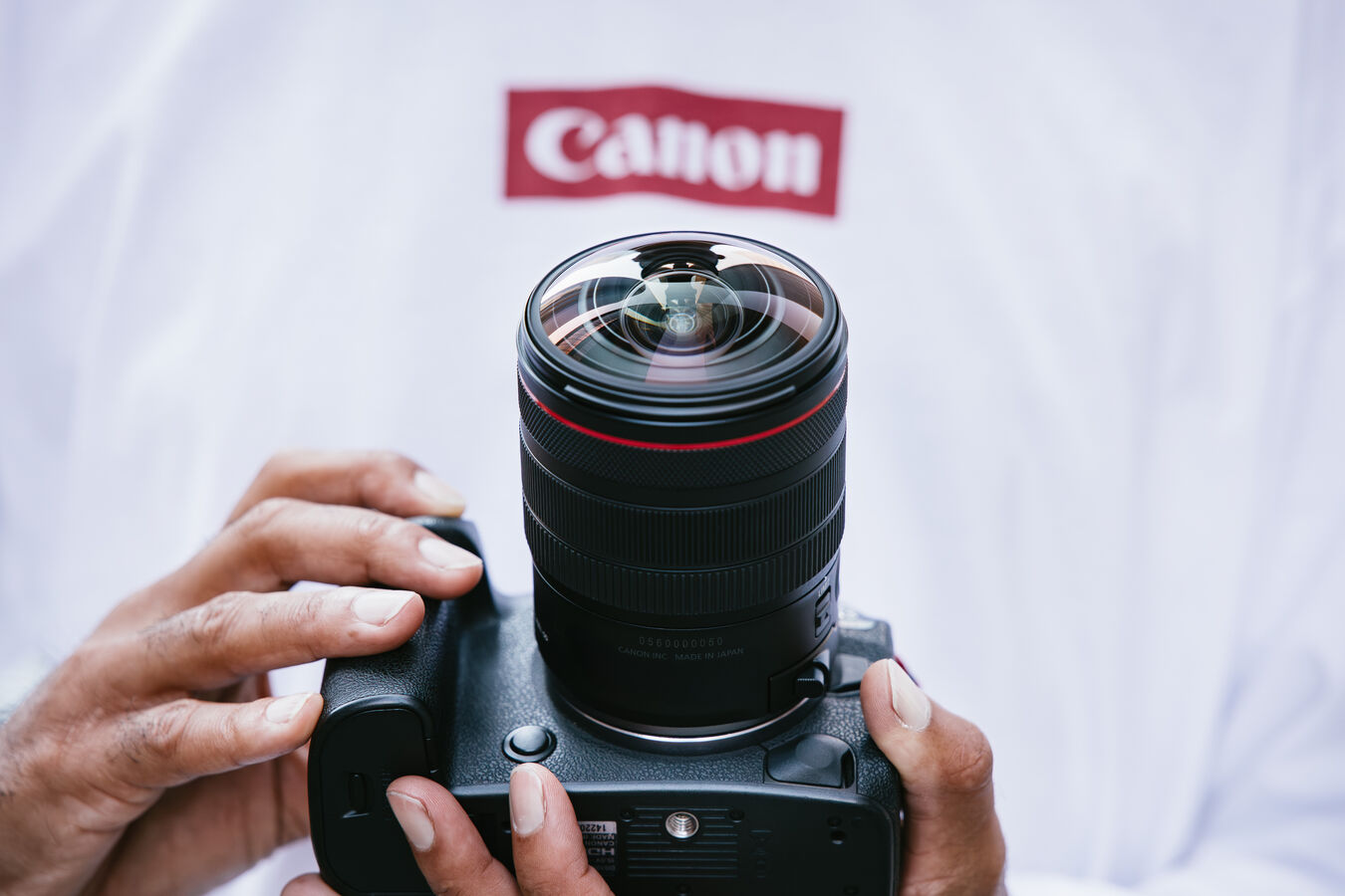 Obiektyw Canon RF 7-14mm f/2.8-3.5L FISHEYE STM + Akcesoria z rabatem