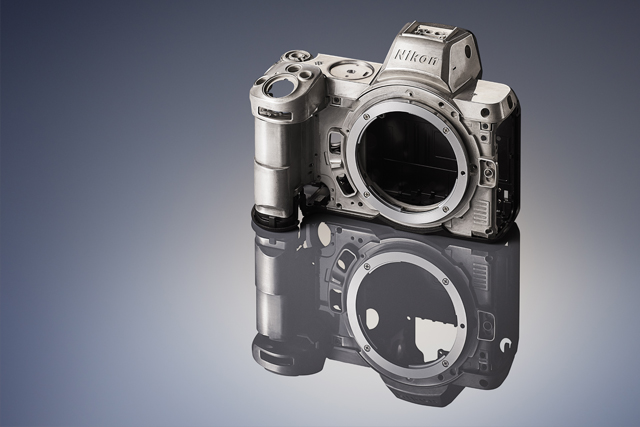 Bezlusterkowiec Nikon Z5 + Newell SupraCell en-el15c + Newell ładowarka LCD-PB-SD gratis