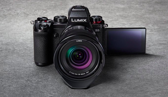 Bezlusterkowiec Panasonic Lumix S5D + Sigma 35mm f/1,2 DG DN Art (L-mount)