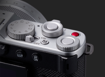 Aparat Panasonic Lumix DC-L10 (srebrny) + Dobierz dekiel automatyczny za 1zł!