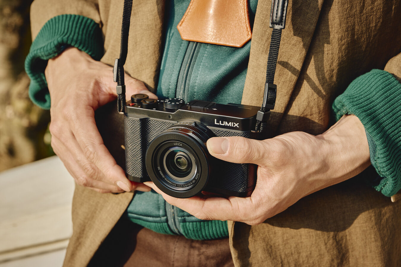 Aparat Panasonic Lumix DC-L10 (srebrny) + Dobierz dekiel automatyczny za 1zł!