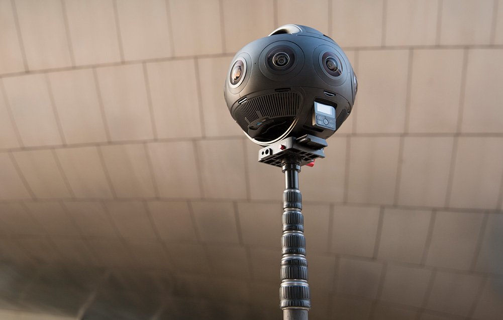Kamera Insta360 Titan