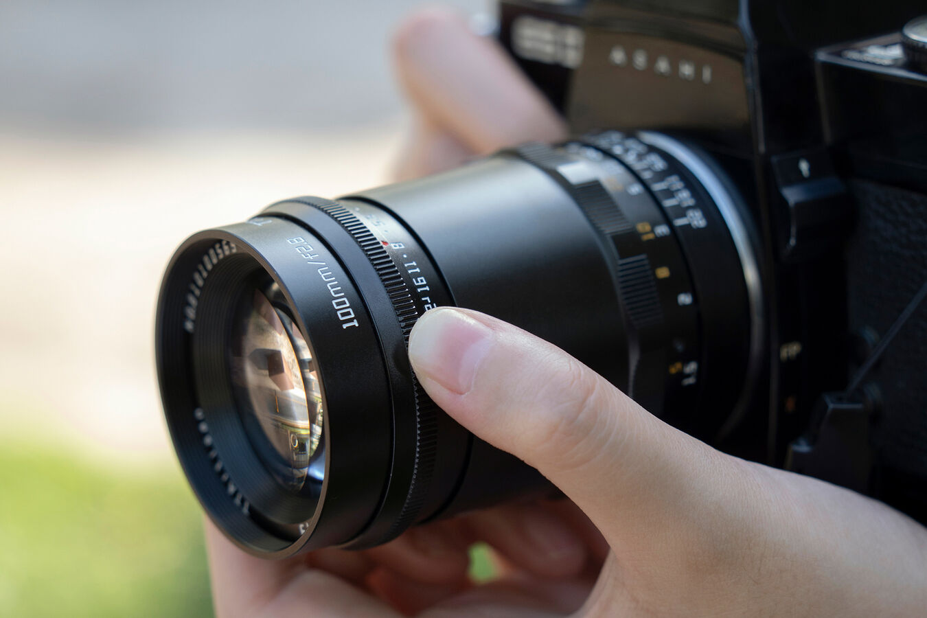 Obiektyw TTArtisan 100mm f/2.8 Soap Bubble Bokeh - mocowanie M42