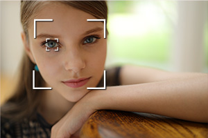 Bezlusterkowiec Canon EOS R + Adapter EF-EOS R (wypożyczalnia)