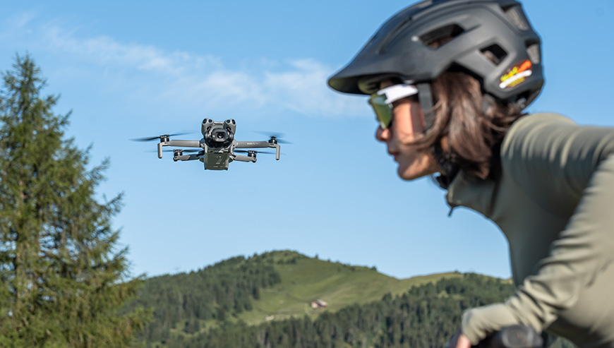 Dron DJI Mini 5 Pro Fly More Combo (DJI RC 2)
