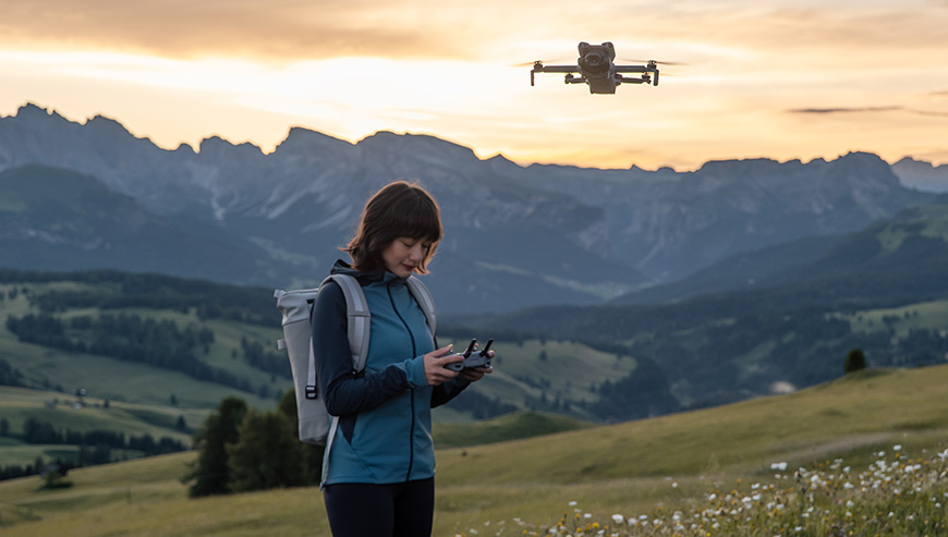 Dron DJI Mini 5 Pro Fly More Combo (DJI RC 2)