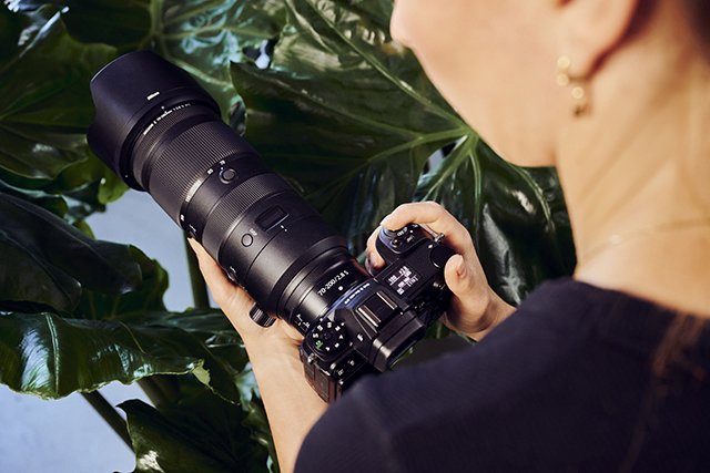 Bezlusterkowiec Nikon Z7 II + 24-120mm f/4 + Grip Newell MB-N11 oraz akumulator NIKON EN-EL15C gratis!