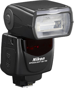 Nikon lampa SB-700