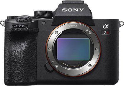 Bezlusterkowiec Sony A7R IVA + Welcome to Alpha Cashback + Dobierz SONY NP-FZ100 za 1zł
