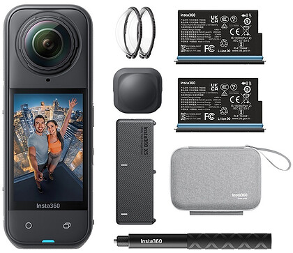 Kamera sferyczna 360º Insta360 X5 - Essentials Bundle